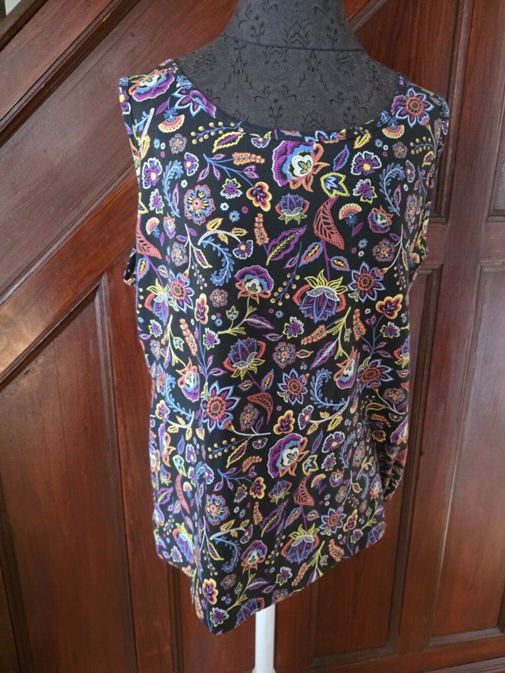 Duluth Trading Co Womens Floral Print Sleeveless Tank Top 1X Multicolor